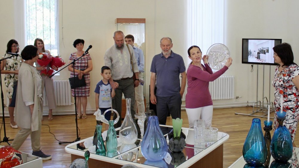 «Гармонія шкла». Мінскі абласны краязнаўчы музей. г. Маладзечна, 2019 г.